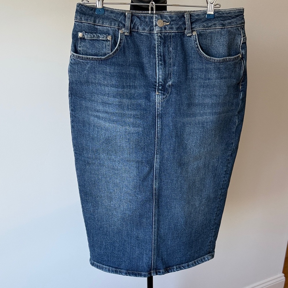 Anthropologie Pilcro Blue Denim Skirt with Contrast Stitching